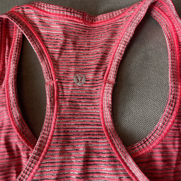 Lululemon Swiftly Tech Racerback Tank - Picture 3 of 4